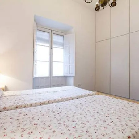 Rg Arenal Apartment Seville